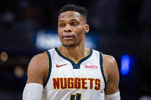 能攻善传！威少半场替补11分钟7中4拿到12分5助 三分2中1